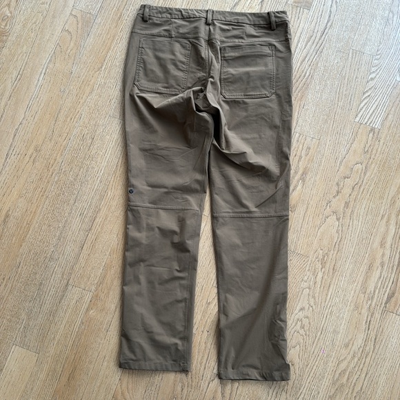 Lululemon ABC slim 5 pocket pants - Picture 5 of 6